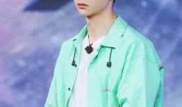 王一博片场爆料最新视频,幕后花絮曝光，精彩瞬间引粉丝热议